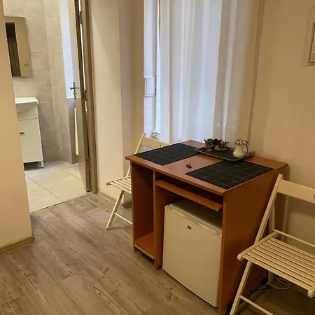 Apartment Studio Piata Amzei 1 *